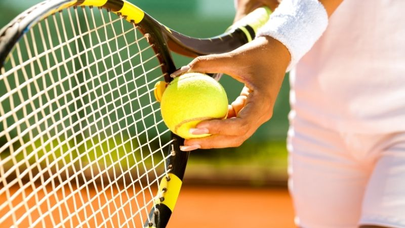 Chơi Tennis Tốn Bao Nhiêu Tiền