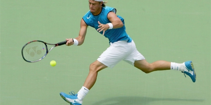 Kỹ Thuật Giao Bóng Dưới Tay