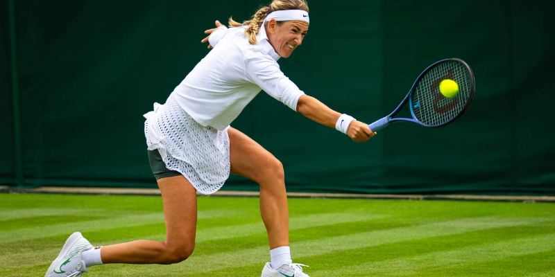 Kỹ Thuật Giao Bóng Tạo Xoáy