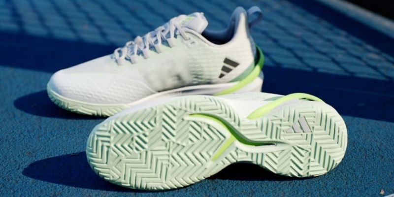 Hãng Giày Tennis Adidas